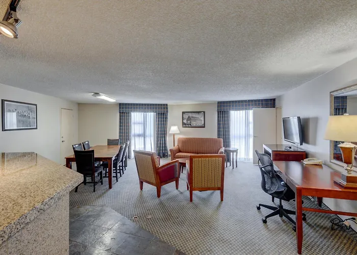 Hotel Riverside & Conference Center