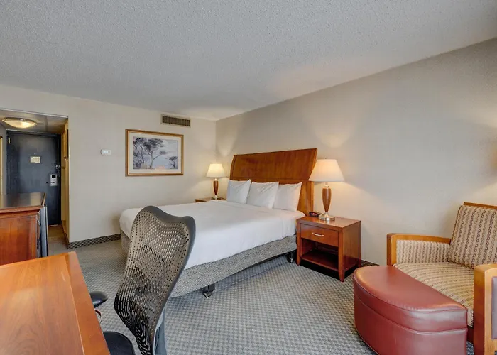 Riverside & Conference Center Hotel